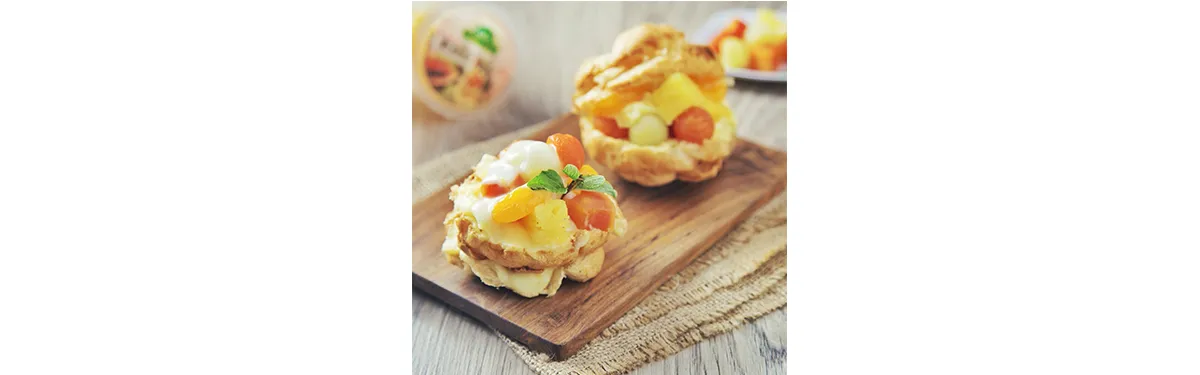 Choux Pastry with Fruit Vla